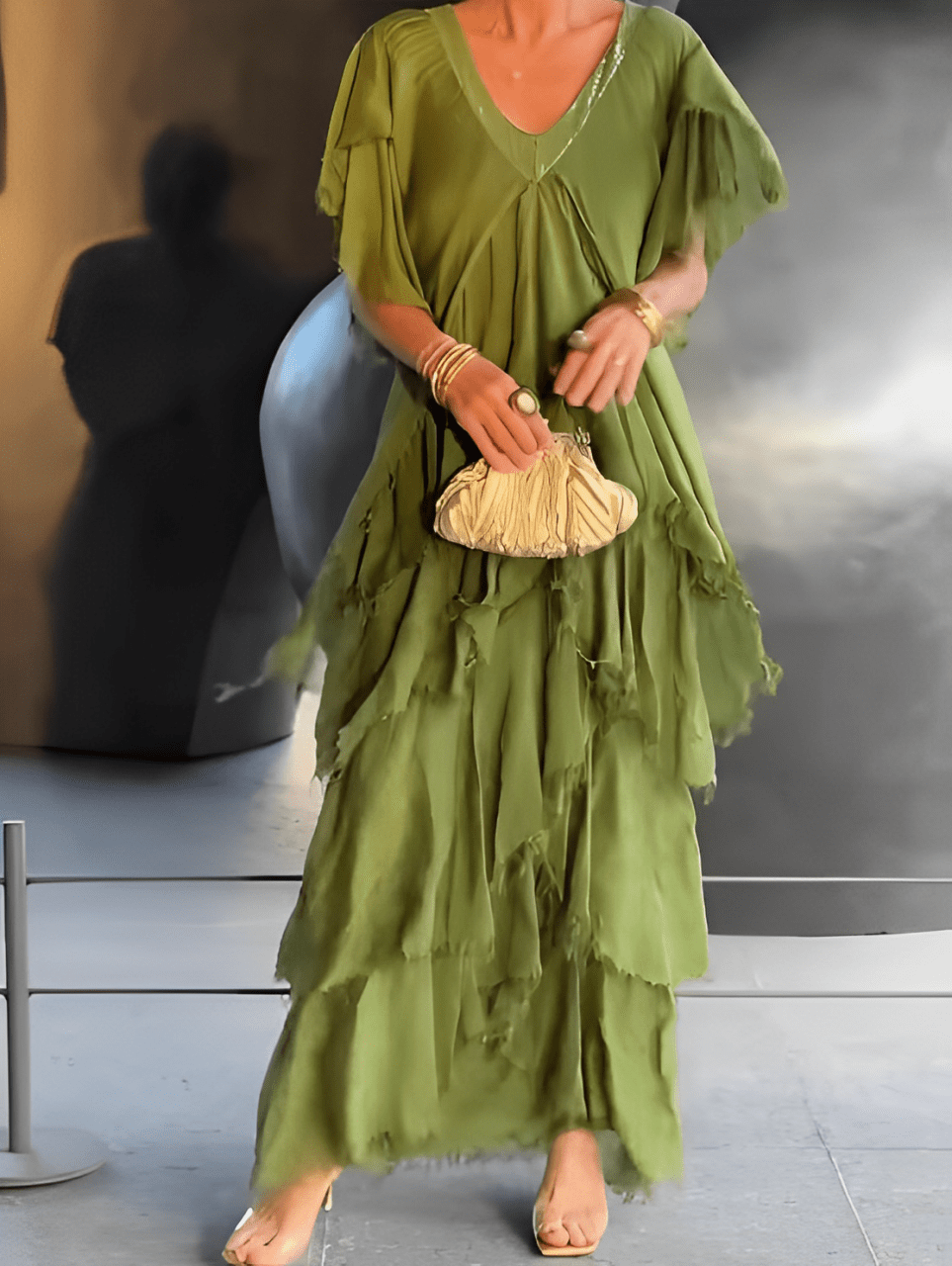 Selviana – Elegant V - Neck Maxi Dress - E - moda
