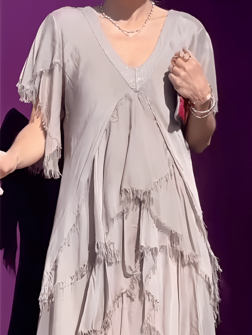 Selviana – Elegant V - Neck Maxi Dress - E - moda