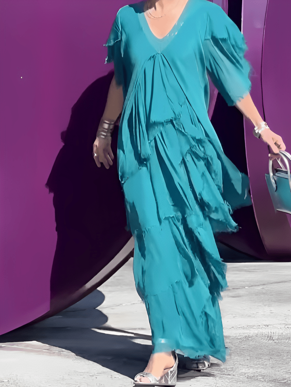 Selviana – Elegant V - Neck Maxi Dress - E - moda
