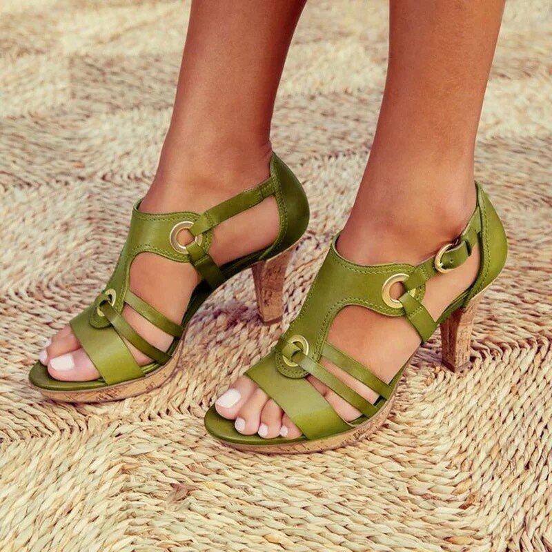 Sovia | Elegance without compromising on comfort - E - moda